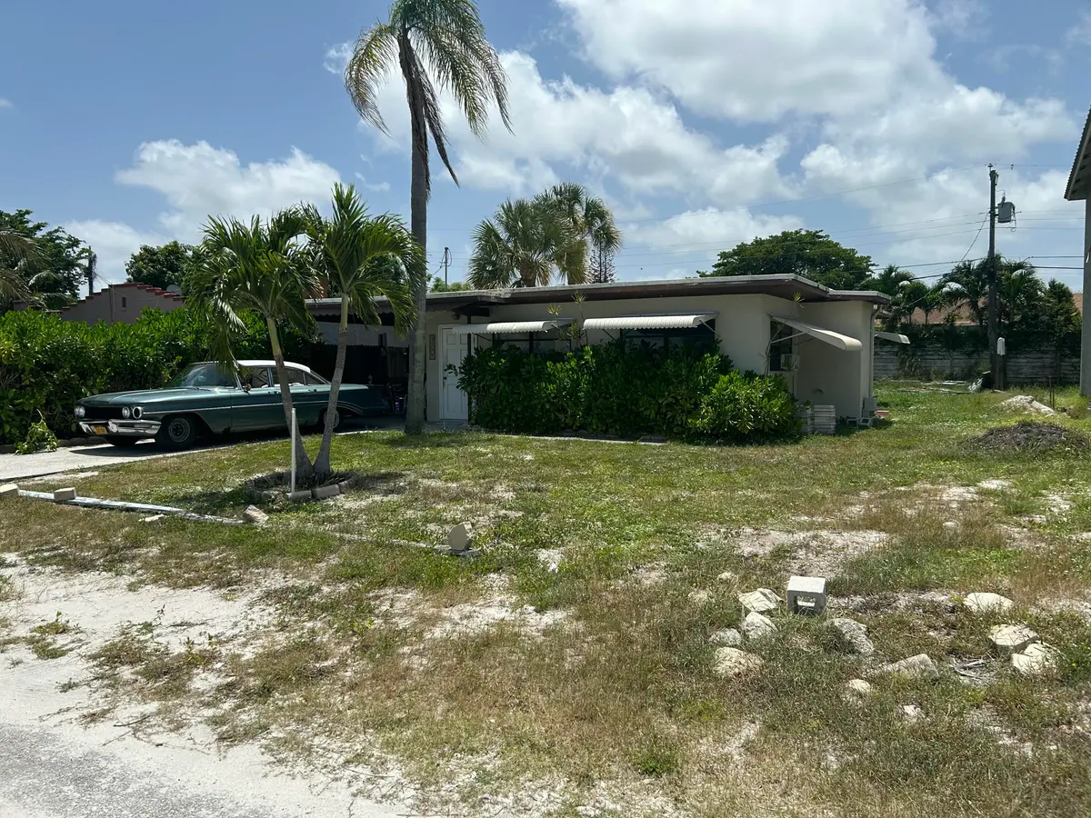 IMG_1839 at 7785 LOOMIS Street, Lake Worth
