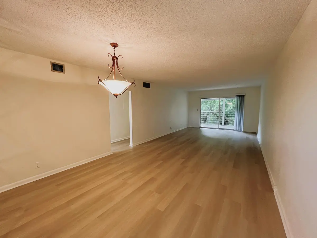 DINING/LIVING ROOM at 2403 Antigua Circle J4, Coconut Creek
