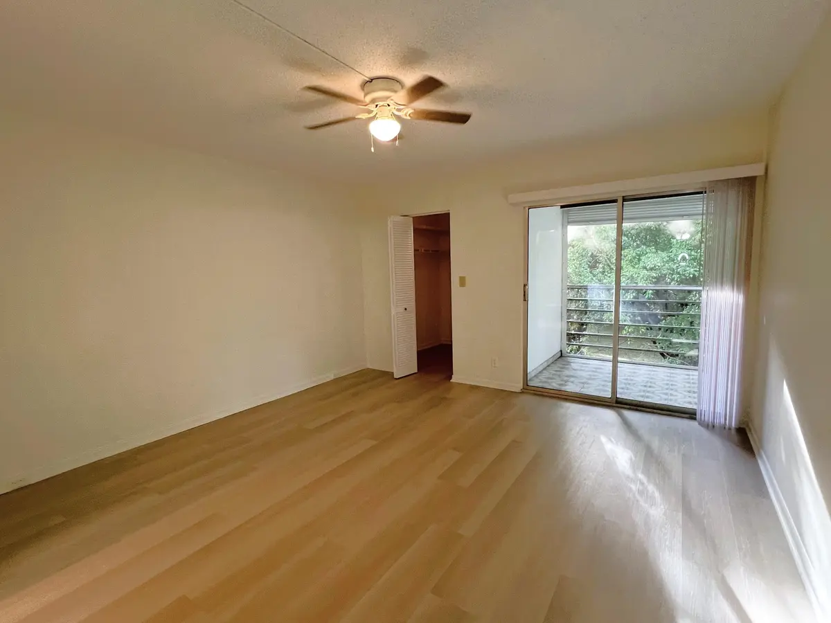 MAIN BEDROOM at 2403 Antigua Circle J4, Coconut Creek