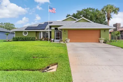 185 JOY HAVEN Drive, Sebastian – Single Family Residence for sale