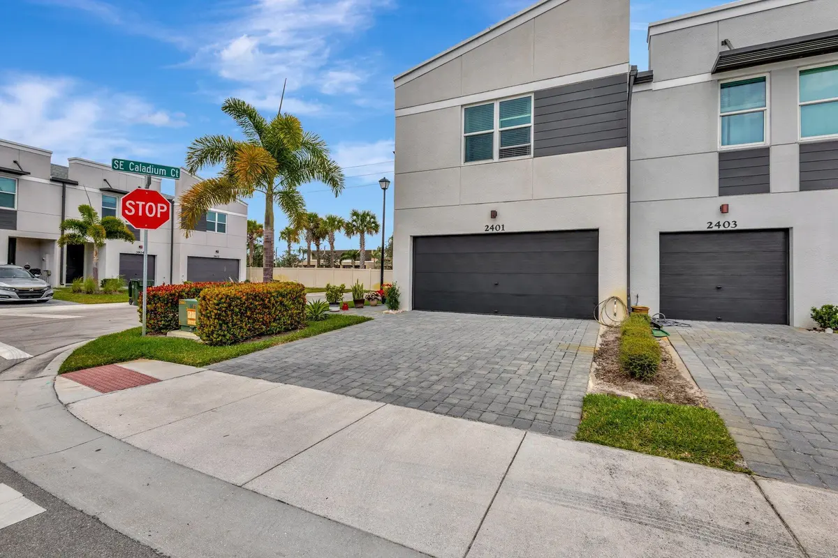 3-web-or-mls-5P1A3948 at 2401 SE Tarvest Way, Stuart