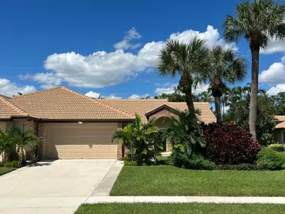 7207 Le Chalet Boulevard, Boynton Beach – Villa for sale