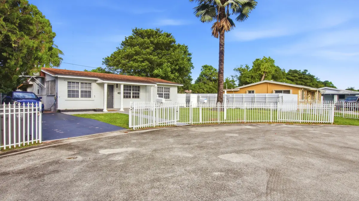 3907 SW 59TH Avenue 1, West Park, FL – photo 4