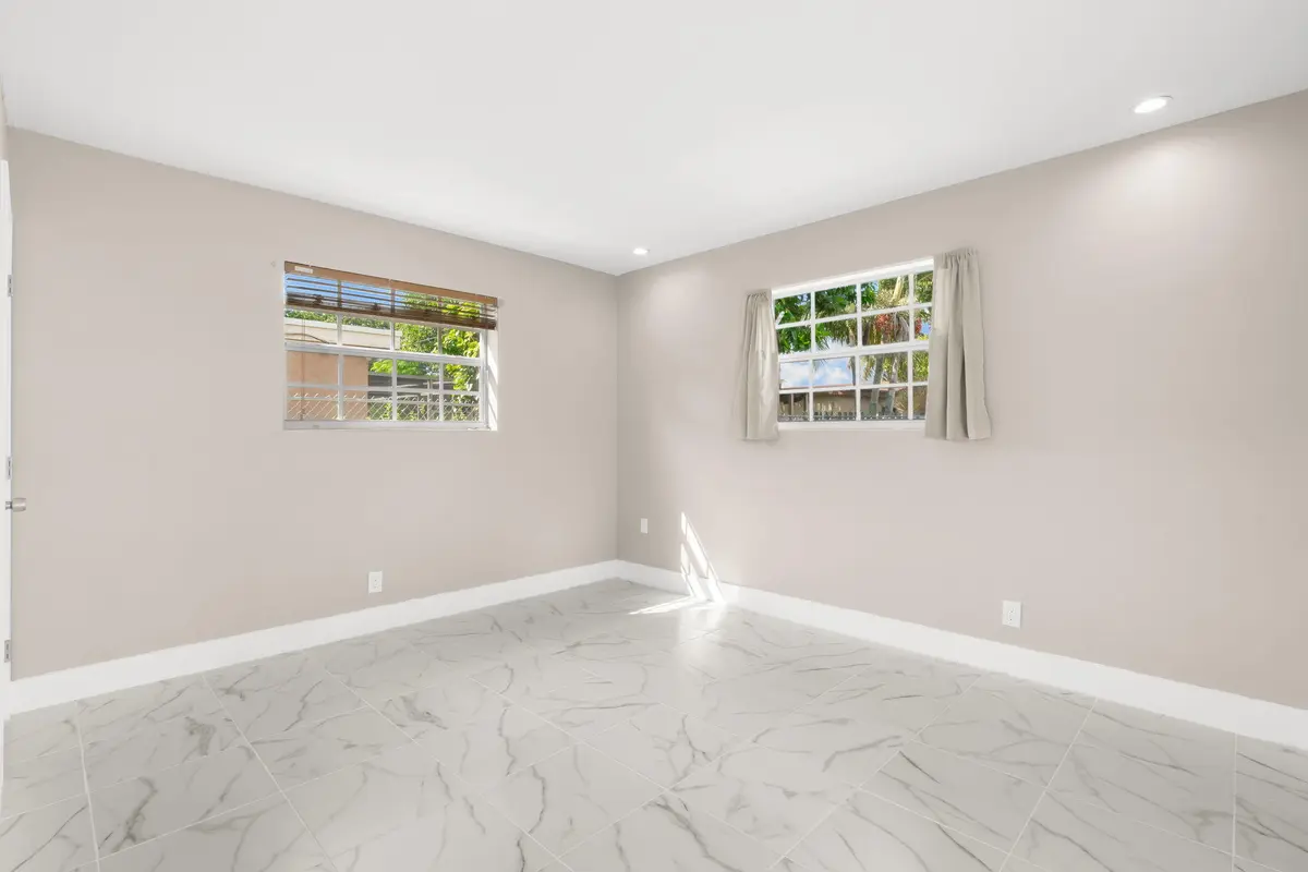 Master Bedroom at 3921 NW 35th Terrace, Lauderdale Lakes