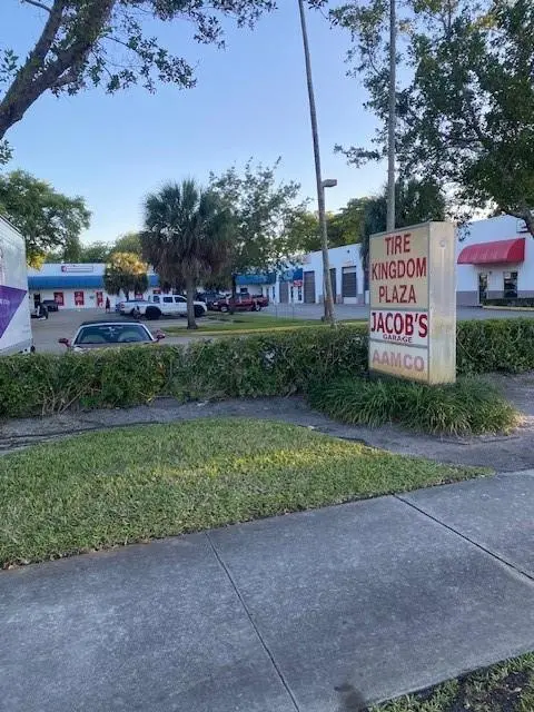 Place your company name on Pines Blvd at 9880 Pines Boulevard, Pembroke Pines