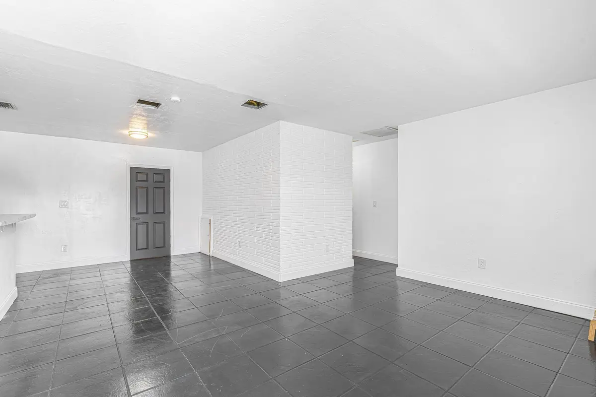 IMG_5975 at 3907 SW 59TH Avenue 1, West Park