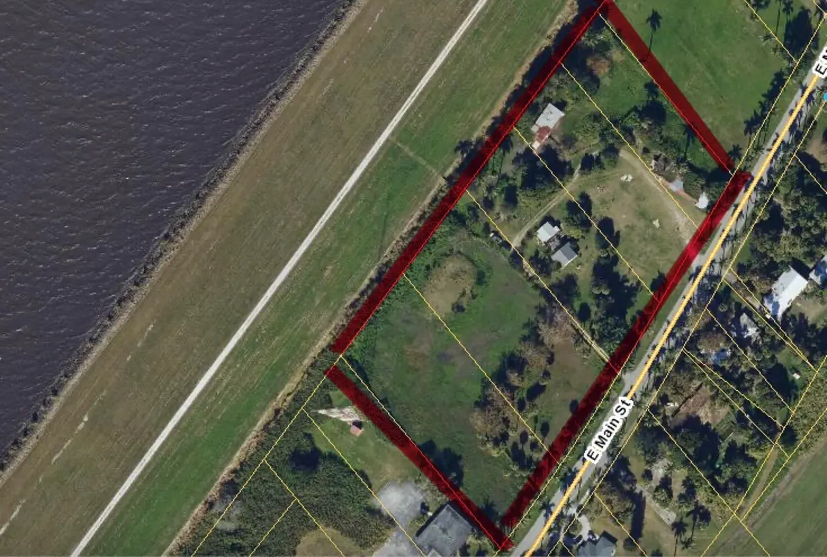 F77C4905-B8C4-40C2-B9F0-E16DA42D2A95 at 1977 E Main Street, Pahokee