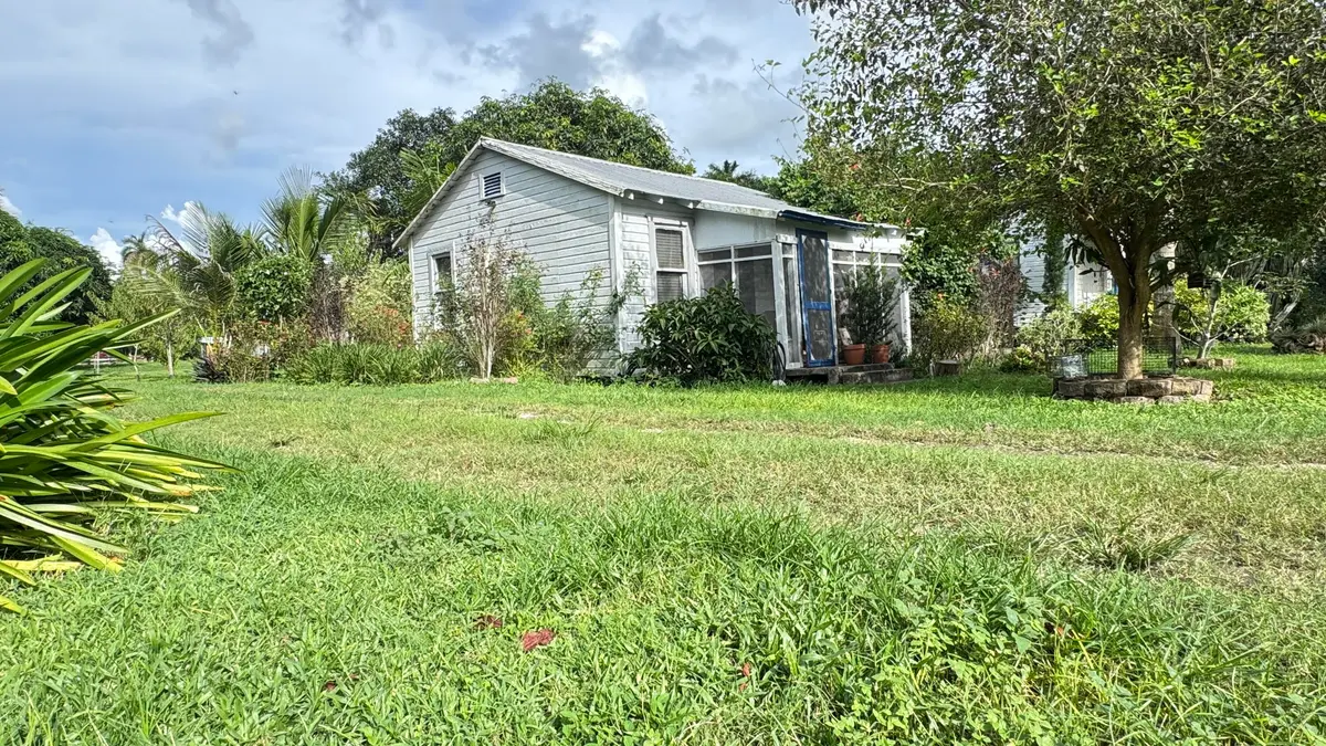 D9D692AD-A283-4944-9F46-96A0841378A1 at 1977 E Main Street, Pahokee