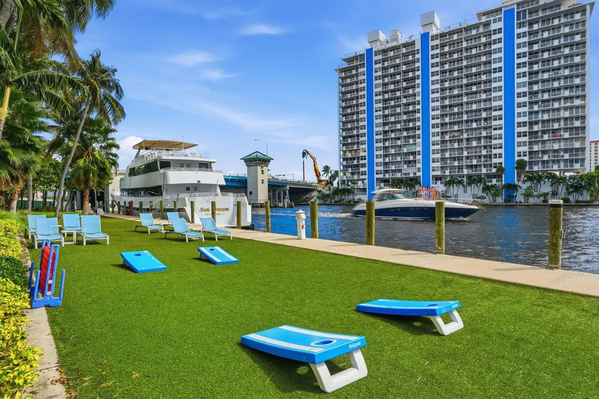 41-web-or-mls-2670_E_Sunrise_Blvd_Unit_1 at 2670 E SUNRISE Boulevard 1115, Fort Lauderdale