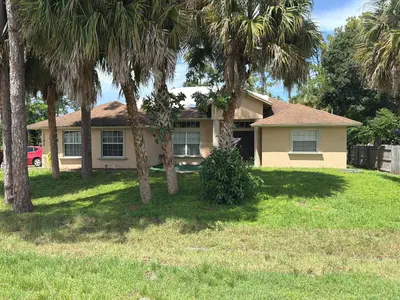 1157 SW Dalton Avenue, Port St. Lucie – Single Family Residence for sale