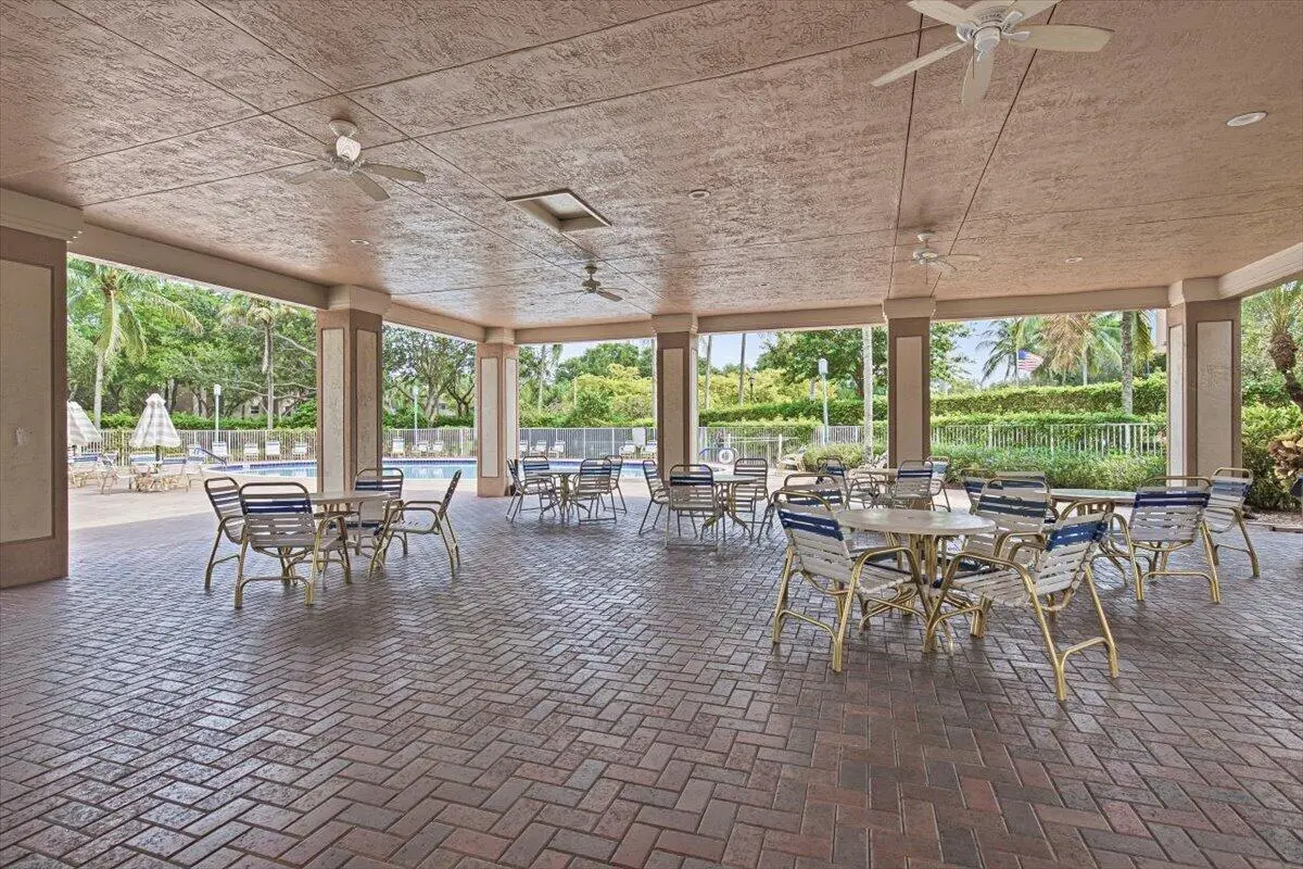 CABANA at 7715 YARDLEY Drive 313, Tamarac