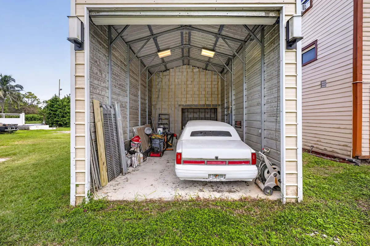 Detached Garage 28Ft Long at 16825 89TH Place, The Acreage