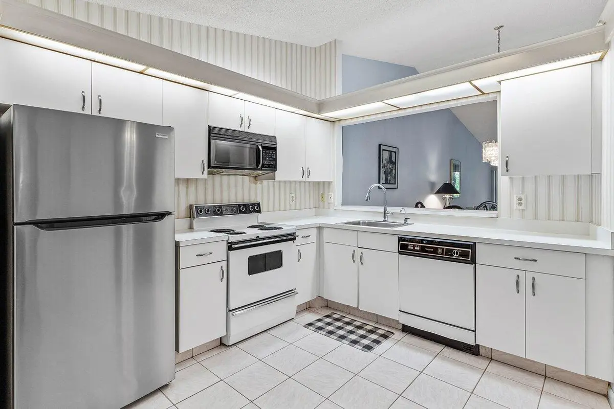 010-10063AndreaLane-B-BoyntonBeach-FL-33 at 10063 Andrea Lane B, Boynton Beach