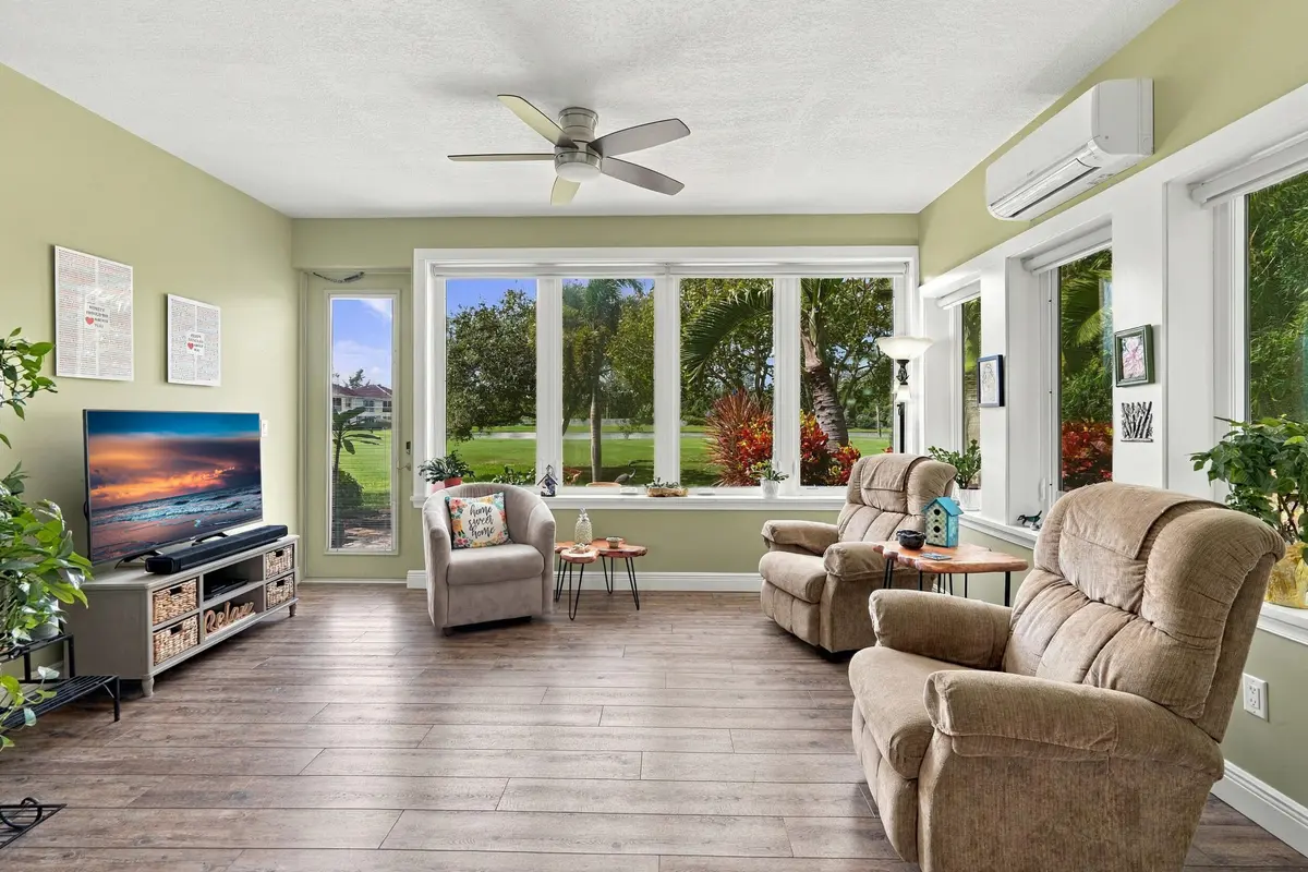 Sunroom at 91 Southpointe Drive, Fort Pierce