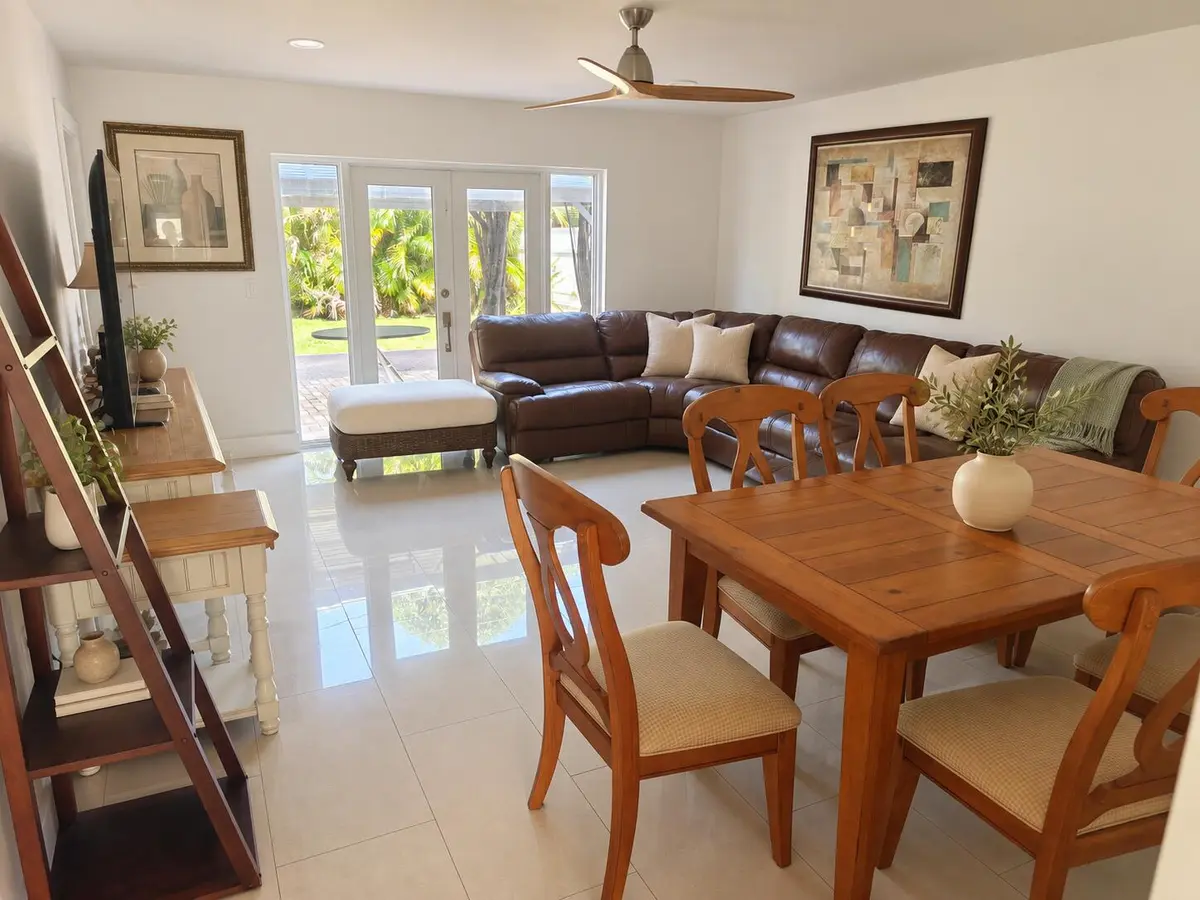 Dining Area at 425 NOTTINGHAM Boulevard, West Palm Beach