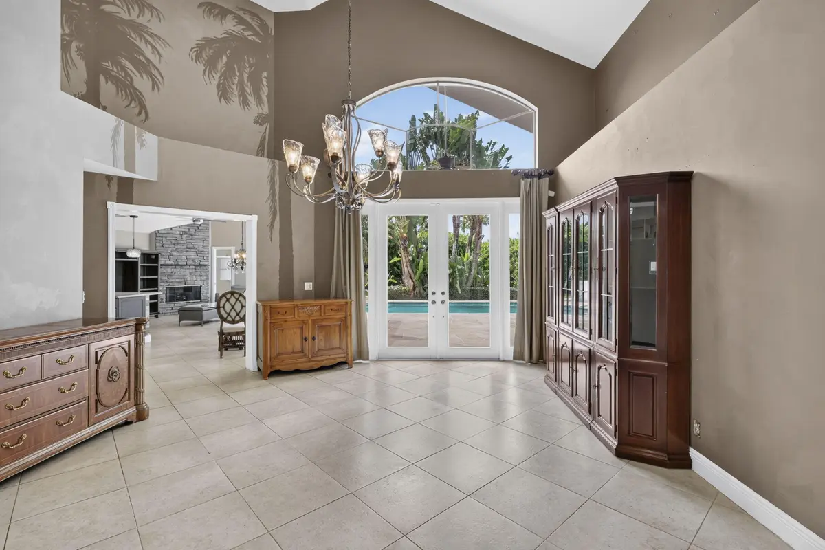 Living room/dinning at 486 S Peacock Lane, Jupiter