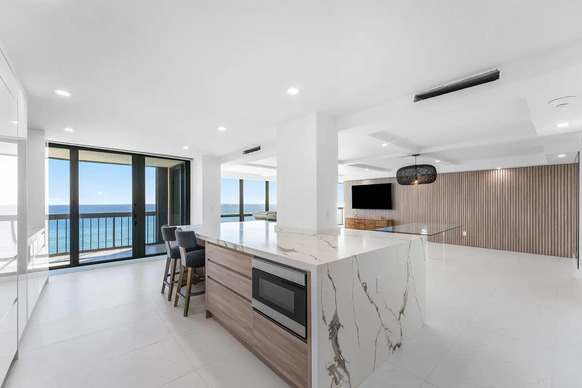 011-5380NorthOceanDrive-19D-RivieraBeach at 5380 N Ocean Drive 19D, Riviera Beach