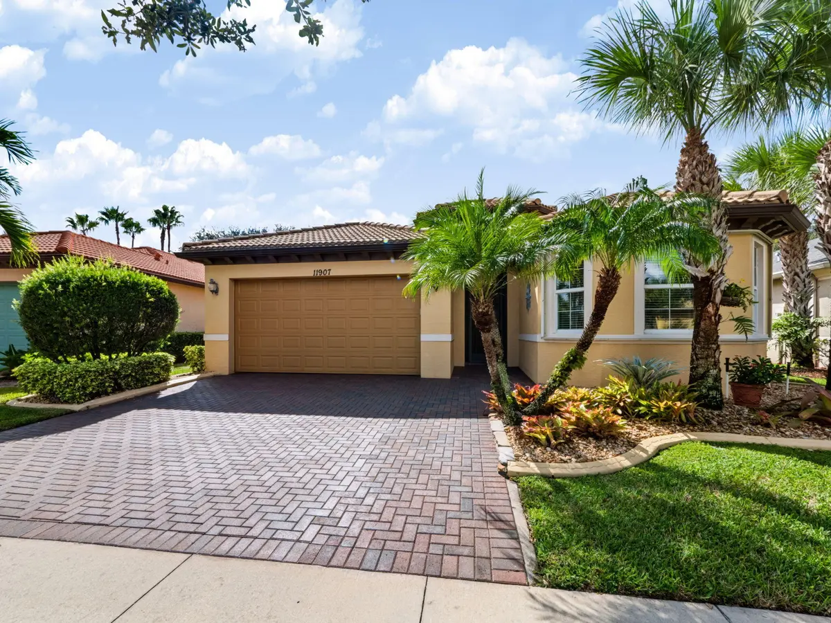 Front Exterior at 11907 SW Crestwood Circle, Port St. Lucie