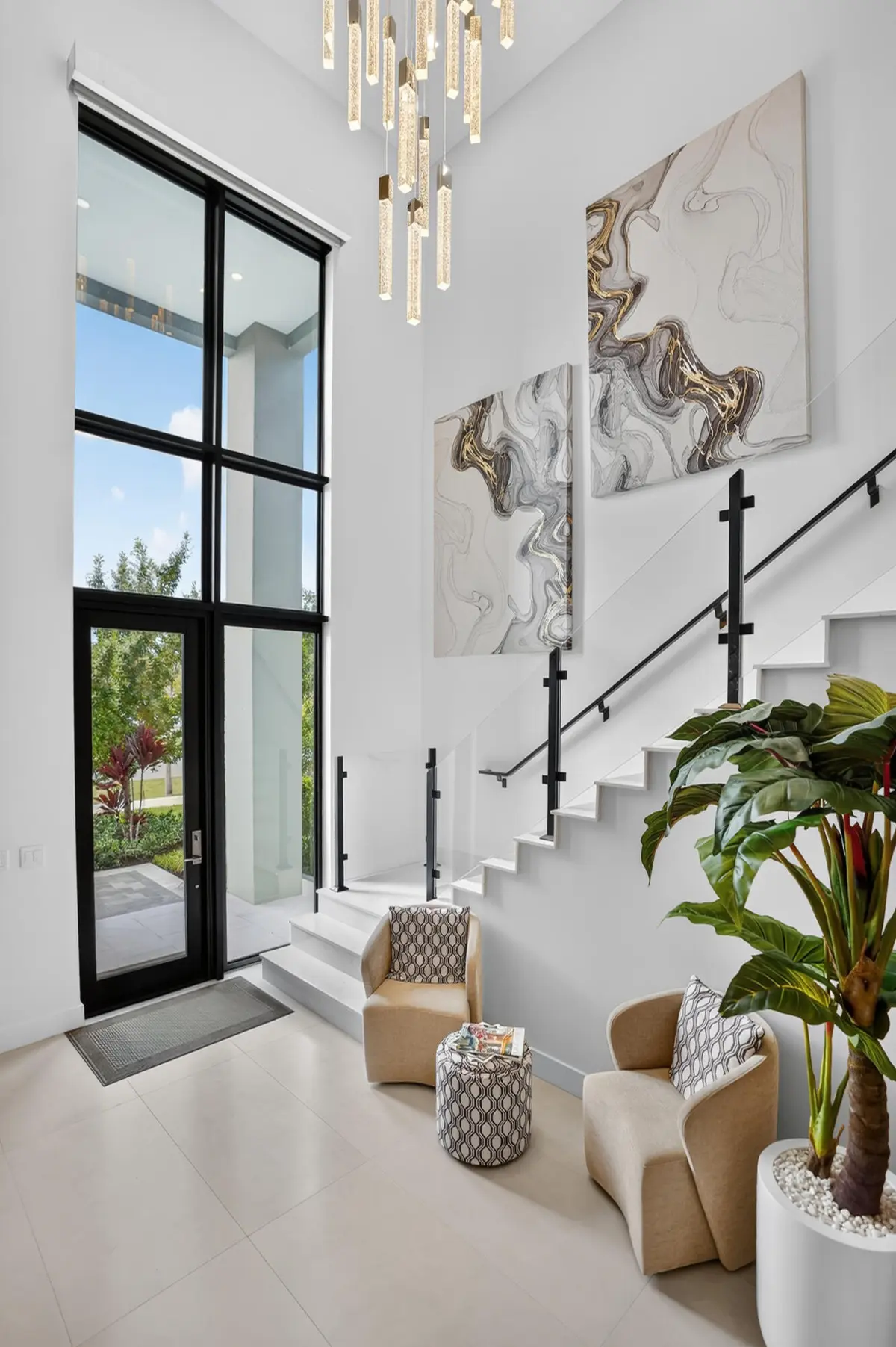 DSC01027 at 237 NE 11th Street, Delray Beach