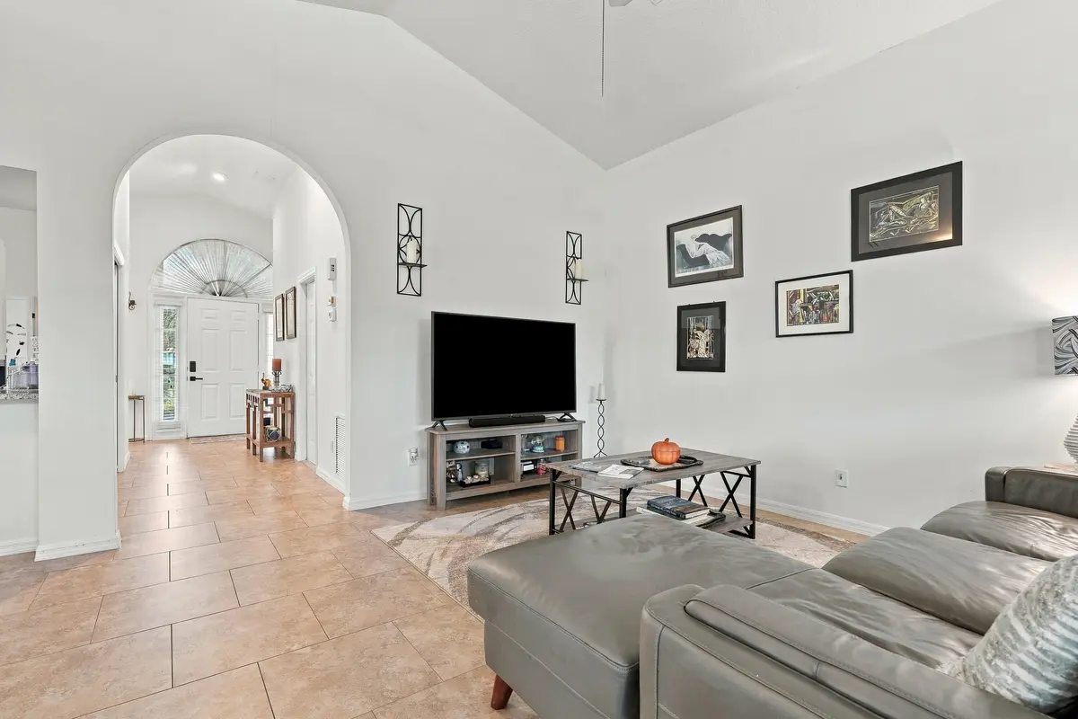 07_dsc07006_with_tv at 442 SW Fairway Vista, Port St. Lucie