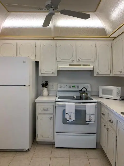 20240705182605180387000000-o at 194 Monaco Way, Delray Beach