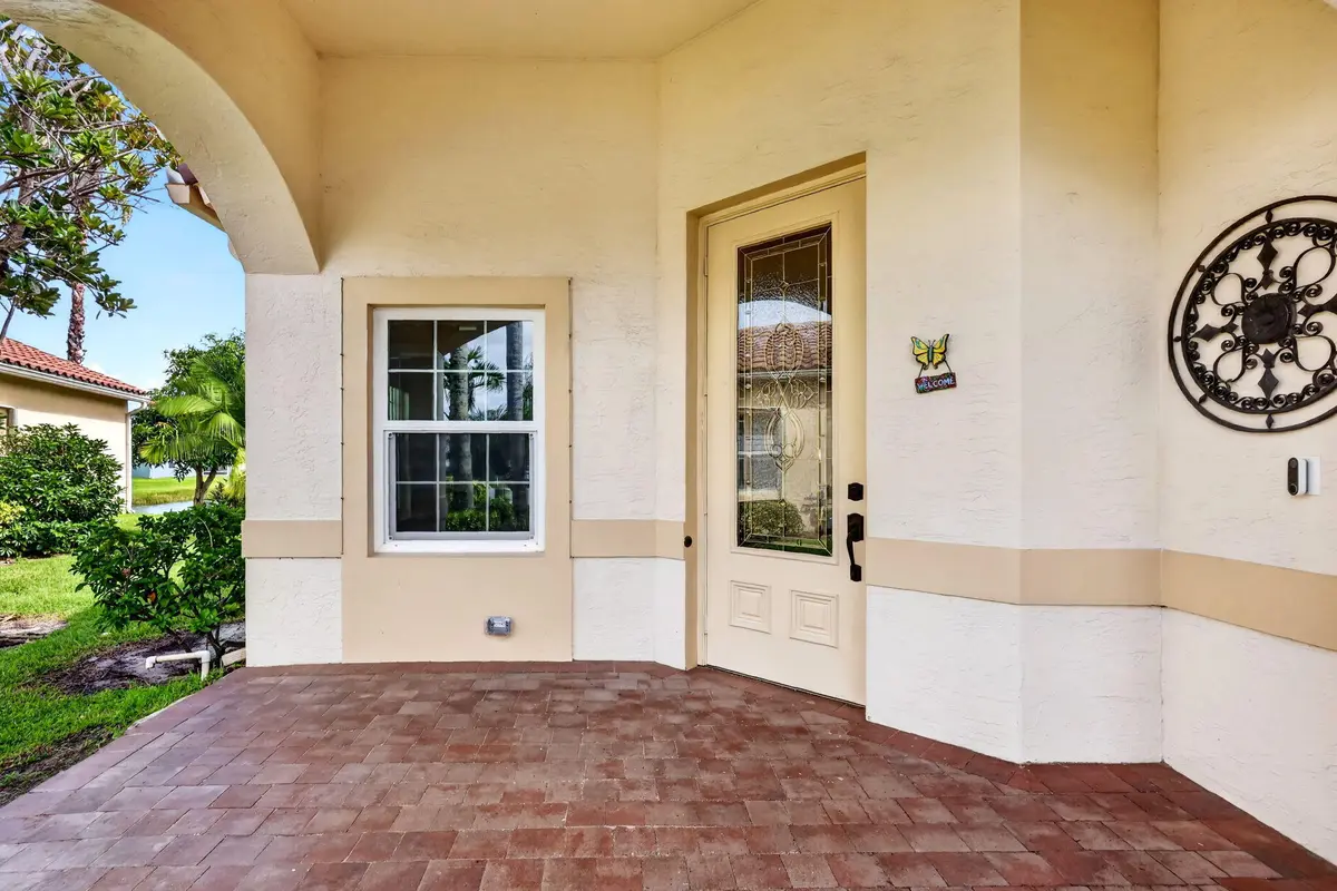 Front Entrance at 109 NW BAYCREST Court, Port St. Lucie