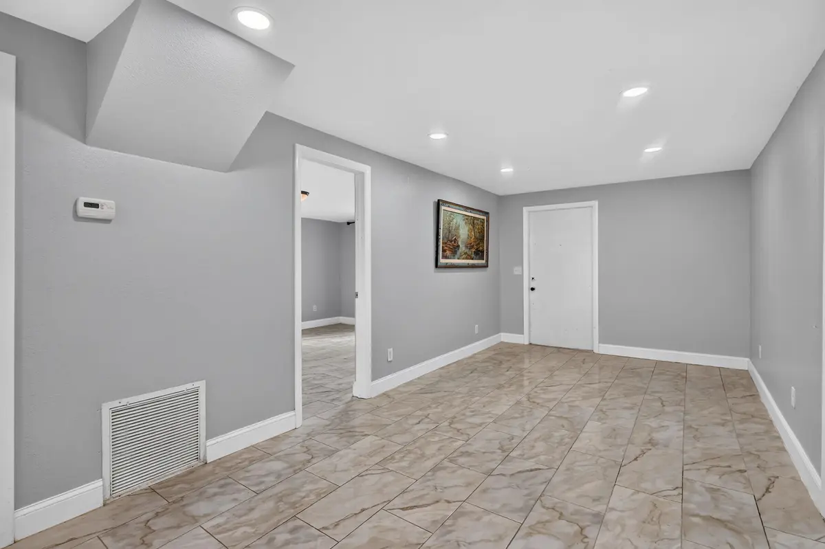 8-web-or-mls-5P1A7948 at 3171 Dame Road, Fort Pierce
