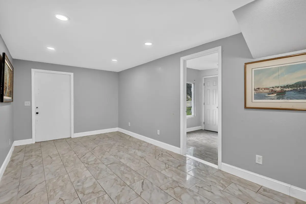 9-web-or-mls-5P1A7955 at 3171 Dame Road, Fort Pierce
