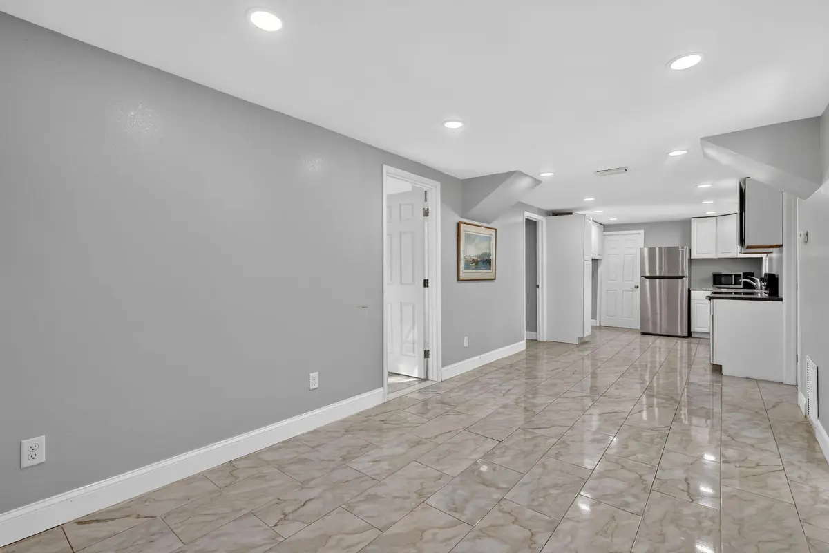 11-web-or-mls-5P1A7970 at 3171 Dame Road, Fort Pierce
