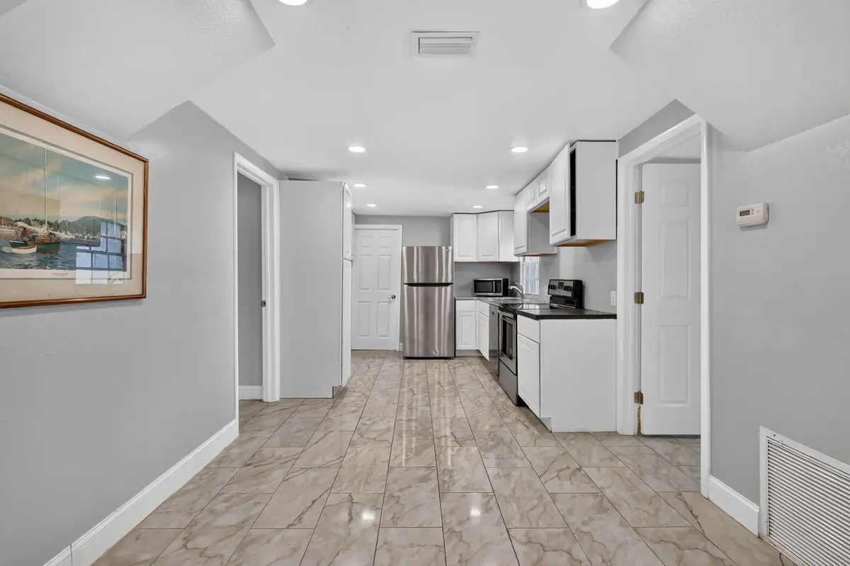 12-web-or-mls-5P1A7973 at 3171 Dame Road, Fort Pierce