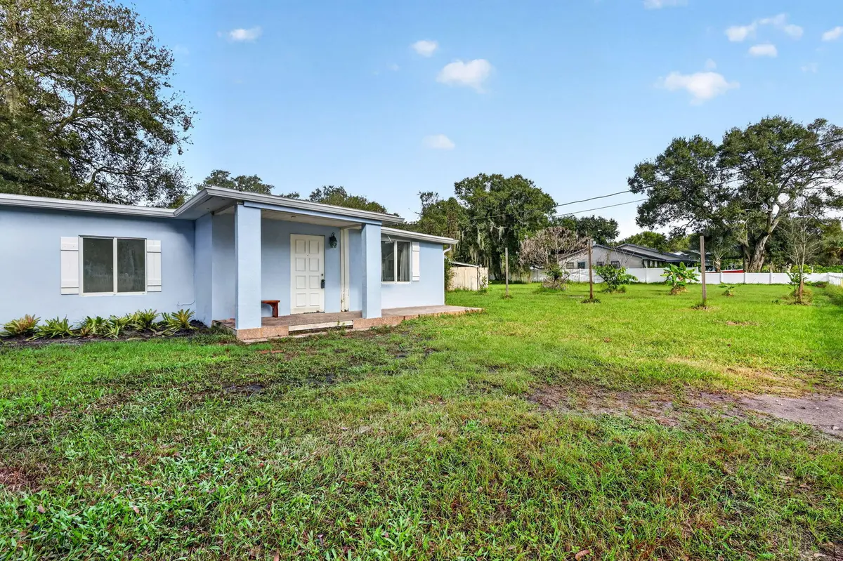 Front Exterior at 3171 Dame Road, Fort Pierce