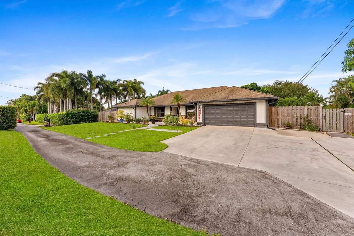 05-5 at 6515 Riparian Road, Atlantis