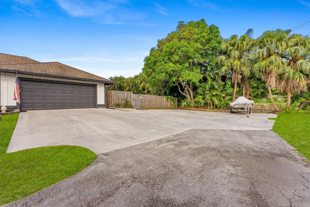 06-6 at 6515 Riparian Road, Atlantis