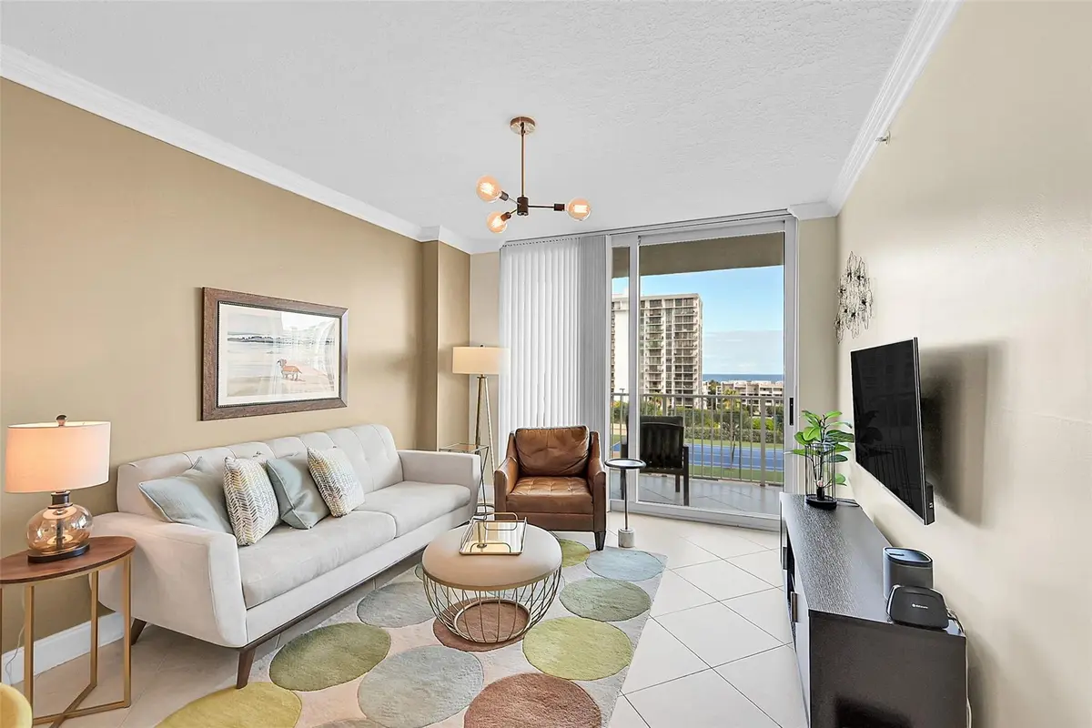 Photo 5 at 3020 NE 32ND Avenue 805, Fort Lauderdale