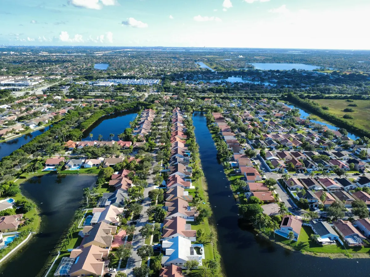 dji_fly_20261004_171108_233_179114840803 at 786 NW 164th Avenue, Pembroke Pines
