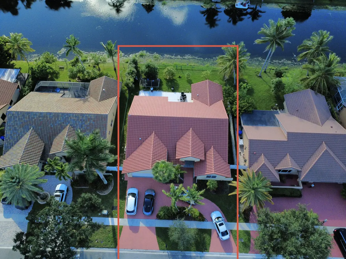 dji_fly_20261004_170652_220_179114837888 at 786 NW 164th Avenue, Pembroke Pines