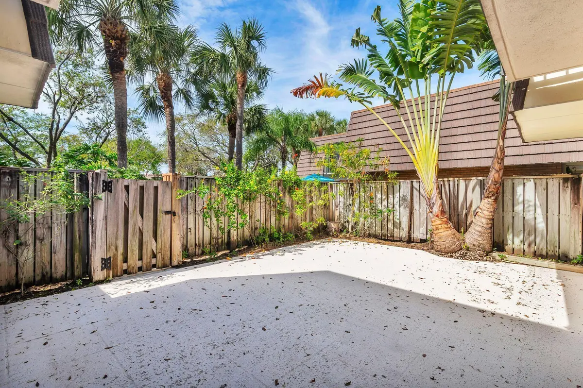 1419 14th Court, Jupiter, FL – photo 4