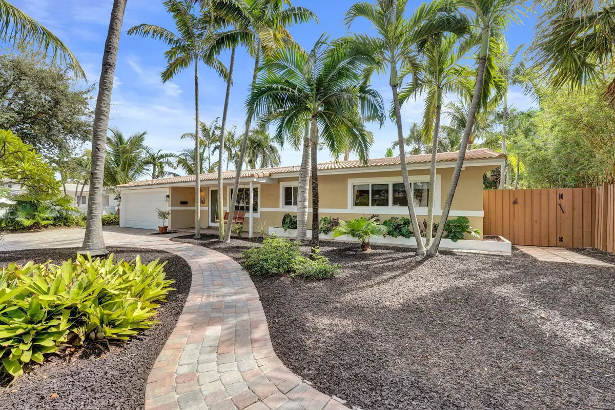 18-web-or-mls-DSC09545 at 5404 NE 22ND Avenue, Fort Lauderdale