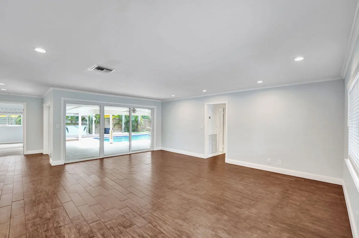 36-web-or-mls-DSC09563 at 5404 NE 22ND Avenue, Fort Lauderdale