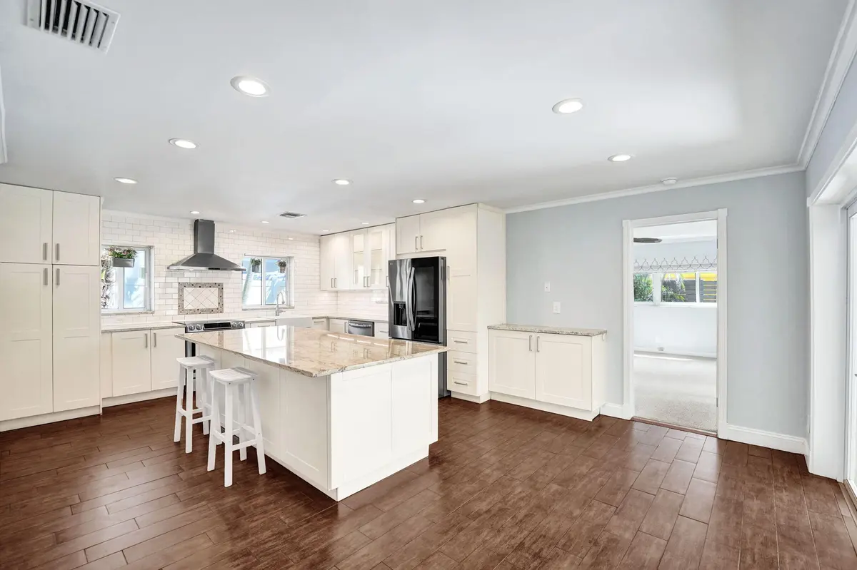 42-web-or-mls-DSC09581 at 5404 NE 22ND Avenue, Fort Lauderdale