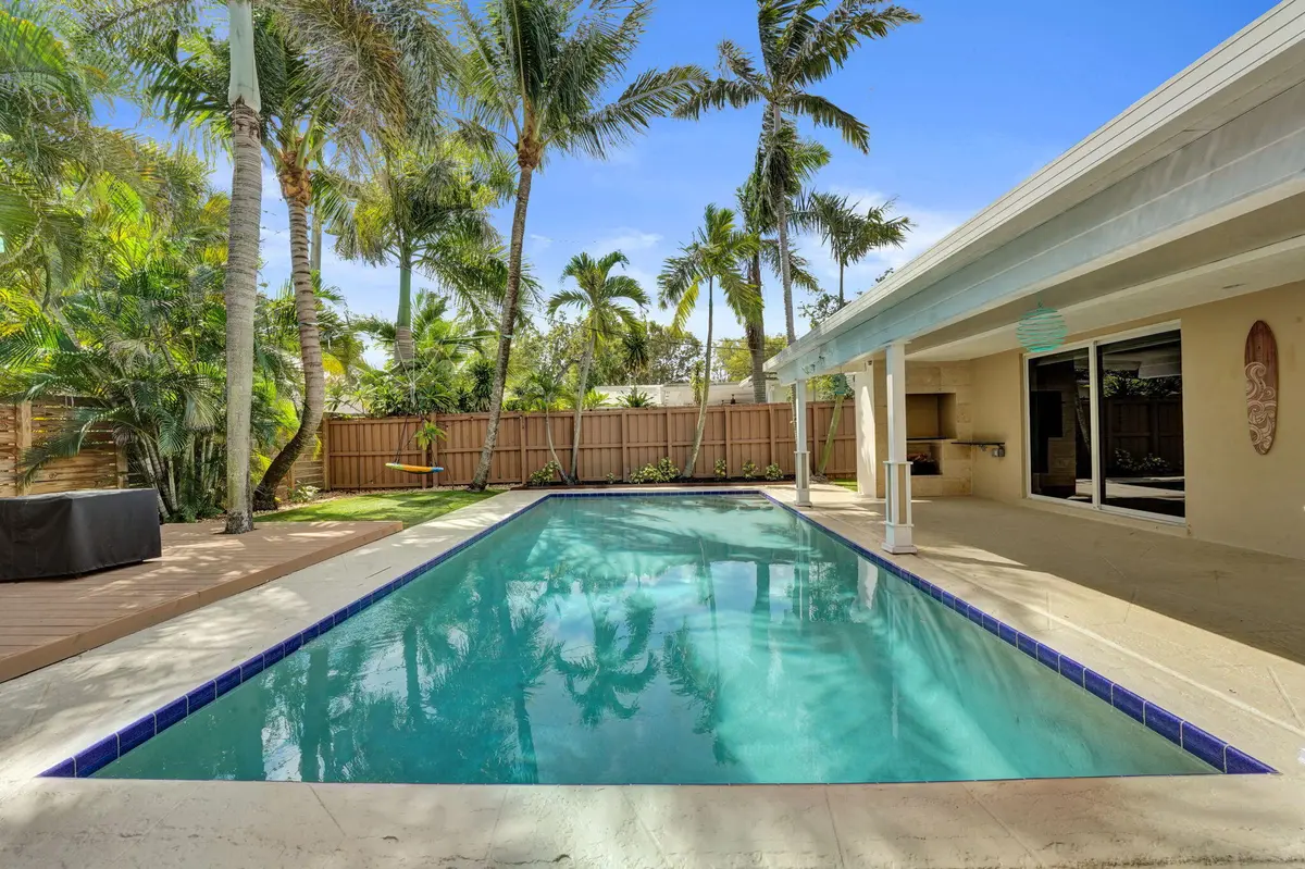71-web-or-mls-DSC09668 at 5404 NE 22ND Avenue, Fort Lauderdale