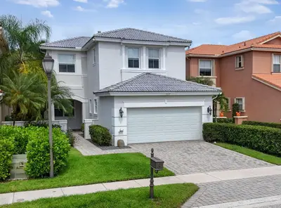 207 ISLE VERDE Way, Palm Beach Gardens – Single Family Residence for rent