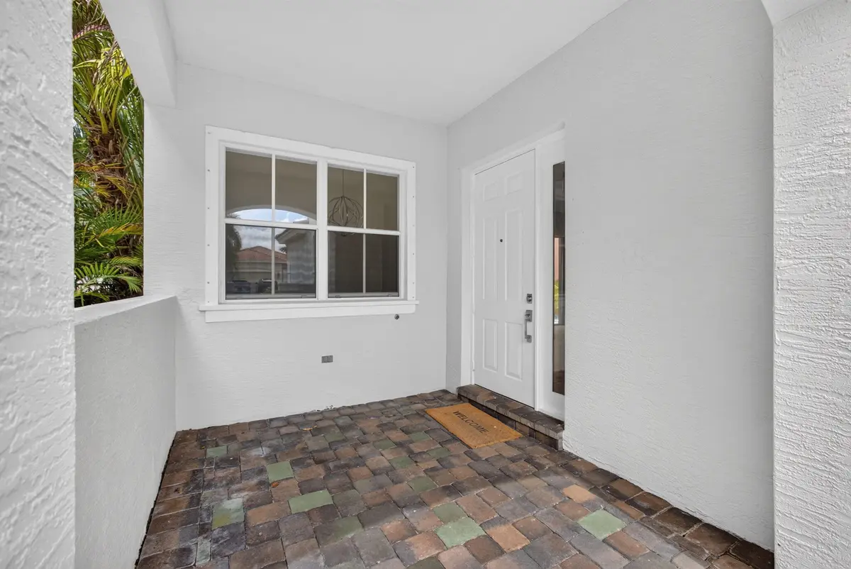 10-web-or-mls-5D1A5829 at 207 ISLE VERDE Way, Palm Beach Gardens