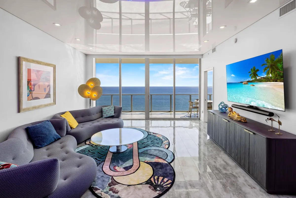 Living at 2200 N OCEAN Boulevard S1402, Fort Lauderdale