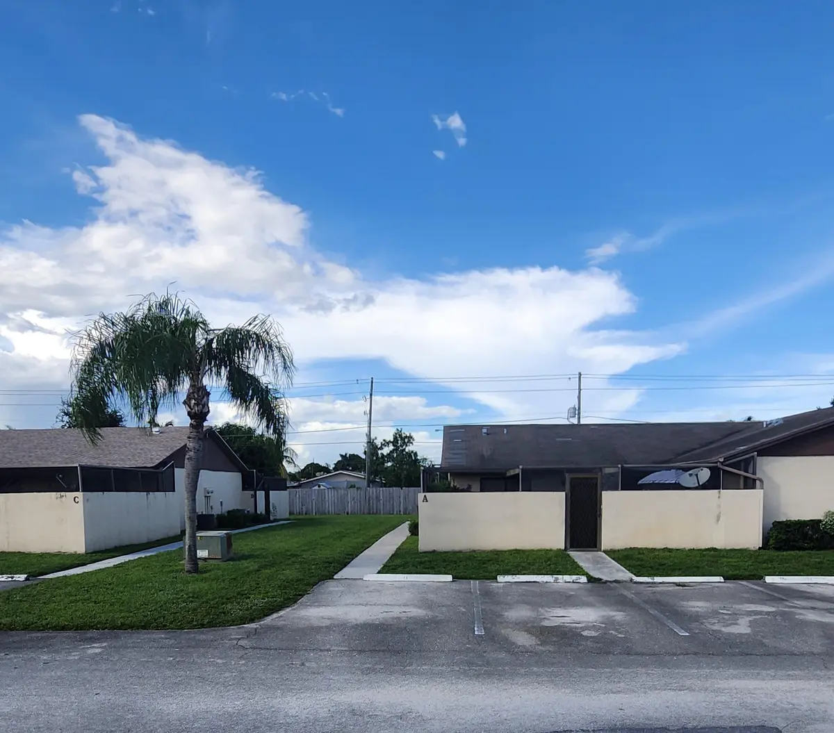 4814 B OUT 1 at 4814 Sunny Palm Circle B, West Palm Beach