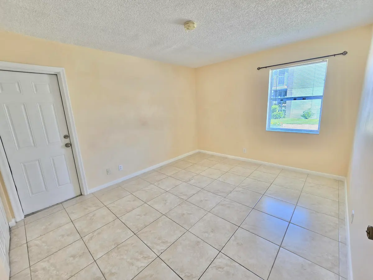3c24e05d-b81d-4f41-bff4-a6ece6206567 at 104 SE 10TH Street 101, Deerfield Beach