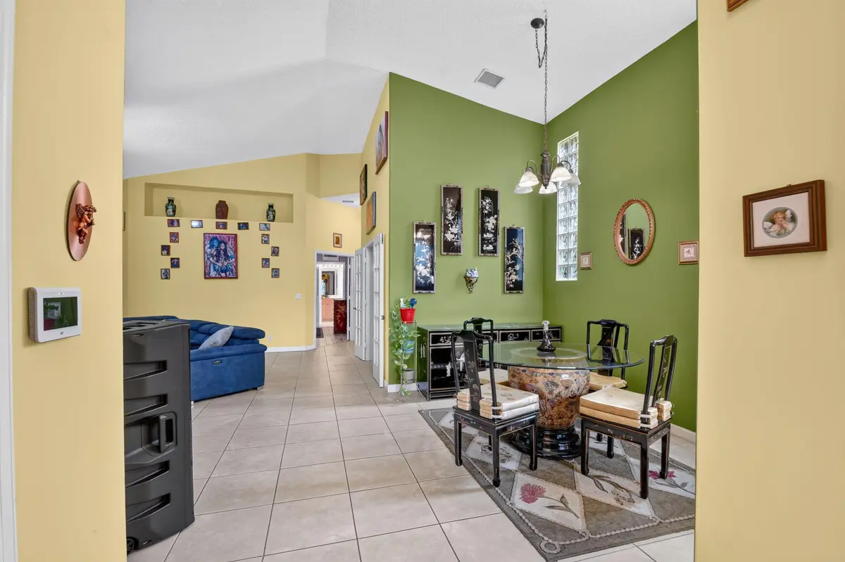 Dining/Living Area at 183 Island Way, Greenacres