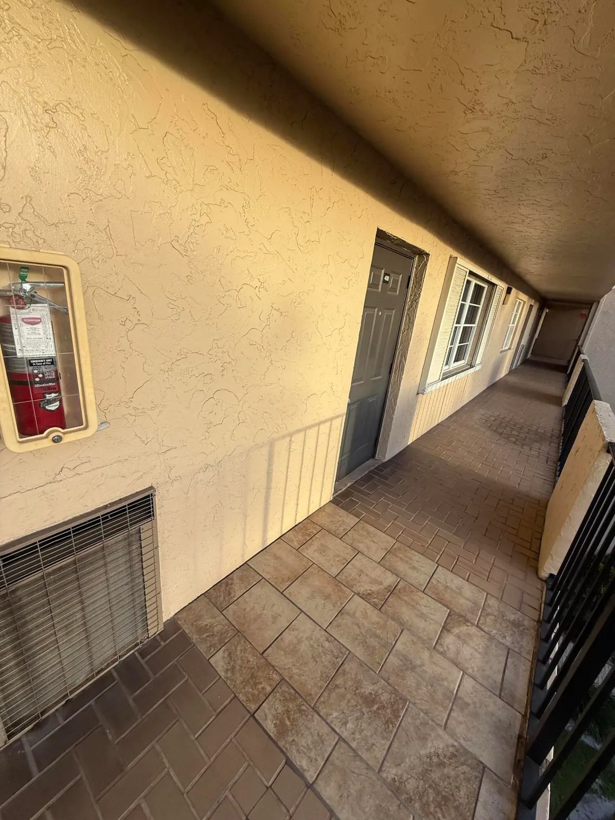 IMG_7291 at 3300 W Rolling Hills Circle Apt 408, Davie