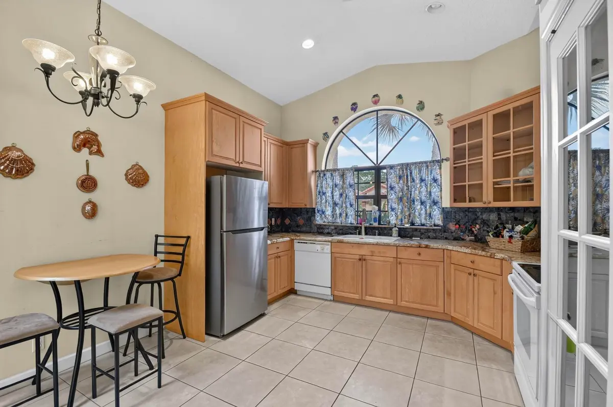 Eat-In Kitchen at 183 Island Way, Greenacres