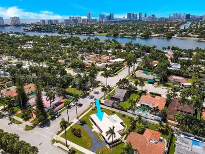 1200 HOLLYWOOD Boulevard, Hollywood – Single Family Residence for sale